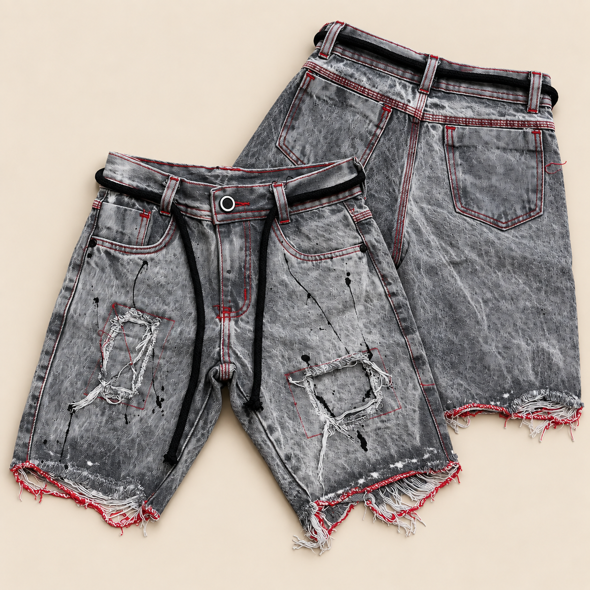 Bermuda Jeans Marmorizada Destroyed Com Cordão