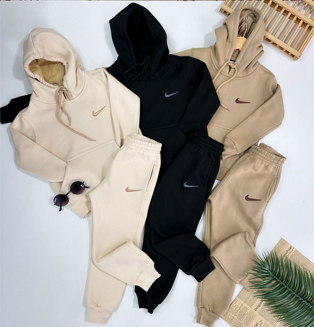 Conjunto de moletom 3 cabos bordado - Nike