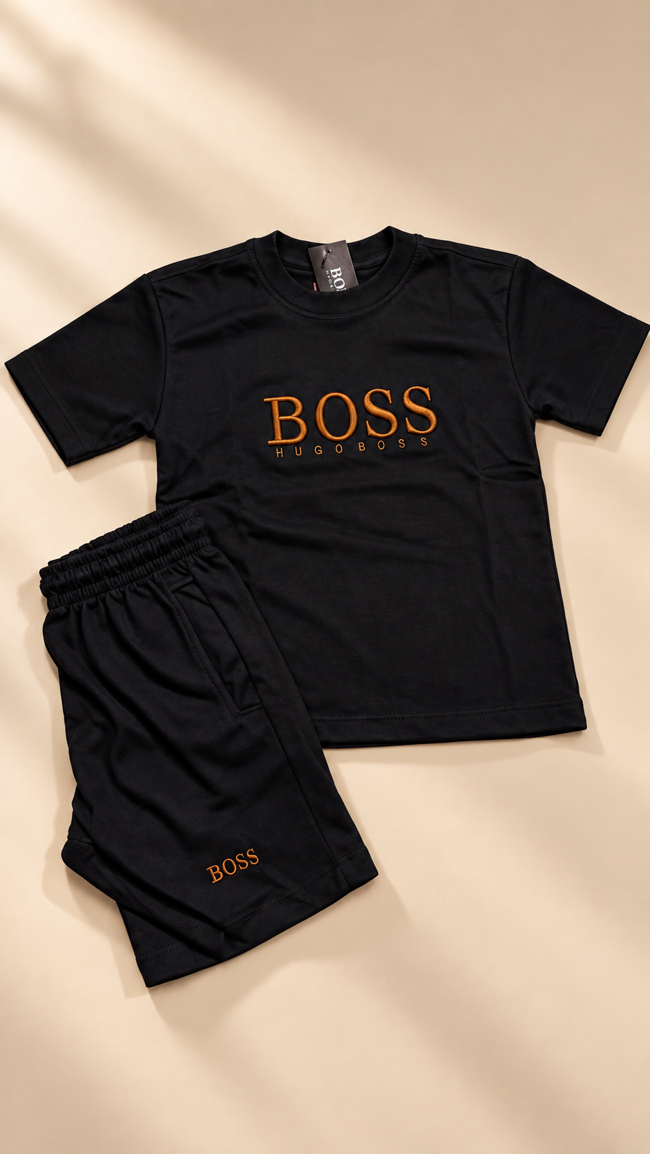 Conjunto suedine com bordado em relevo - Boss