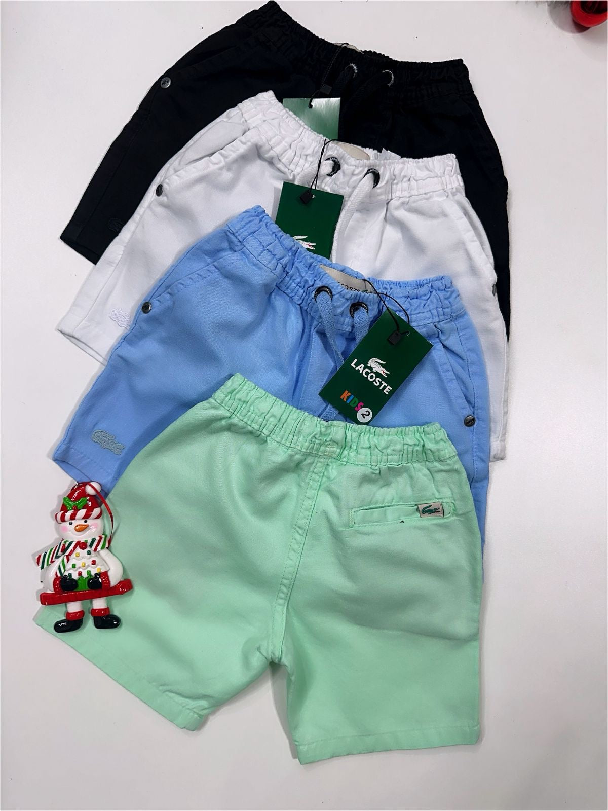 Bermuda de sarja bordada - Lacoste