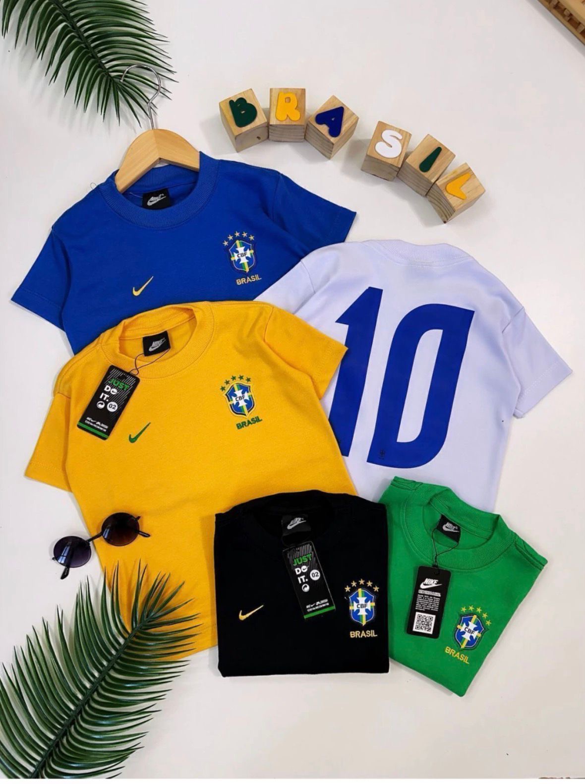 Camiseta suedine bordada na frente e estampada nas costas - Nike x Brasil