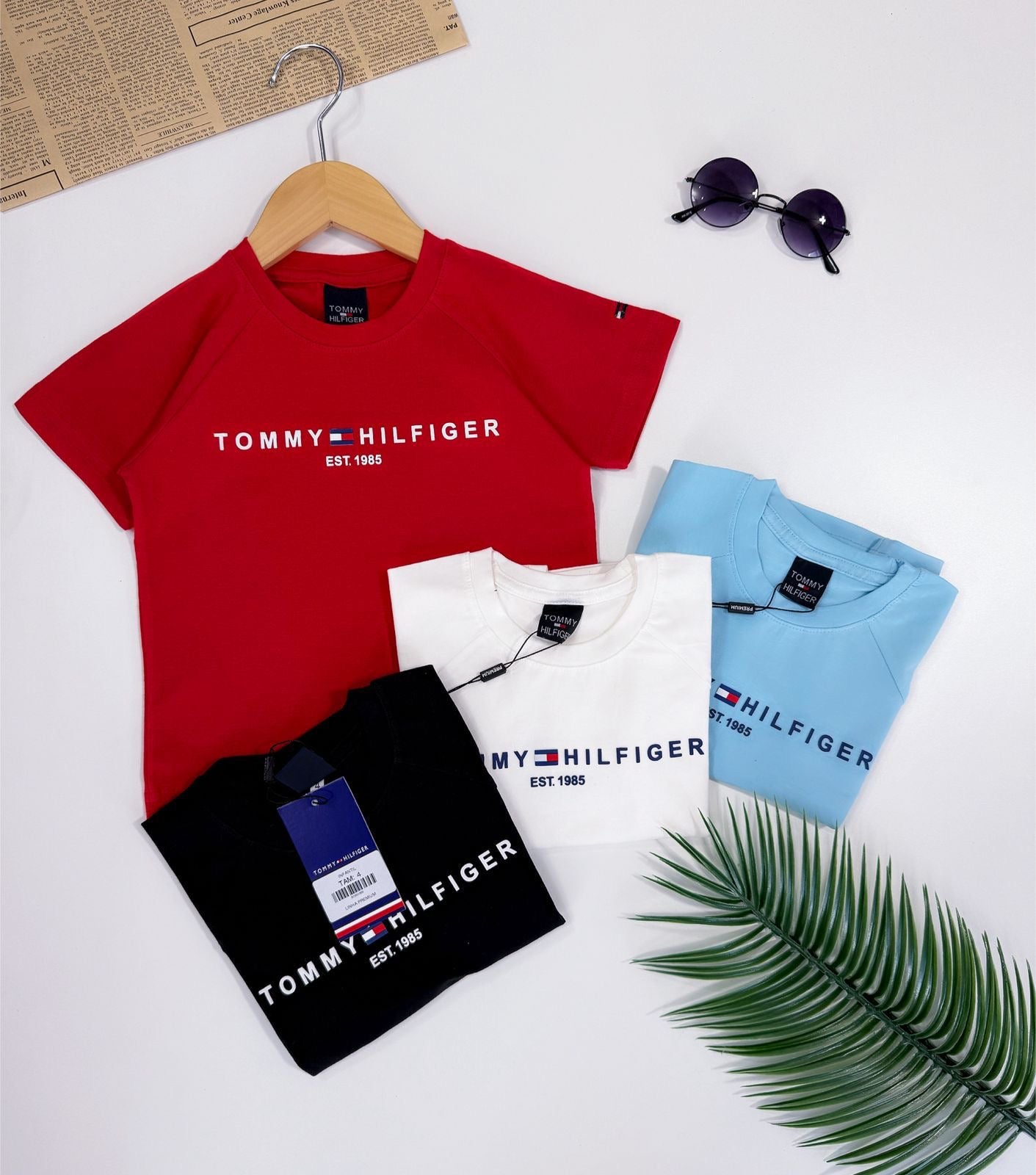 Camiseta manga curta bordada - Tommy Hilfiger