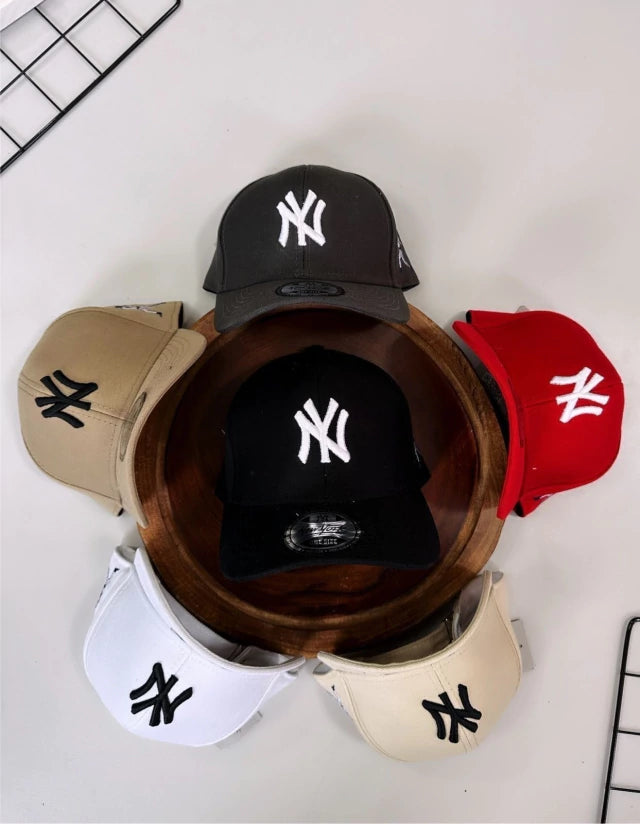 Boné infantil new era bordado com bastante regulagem