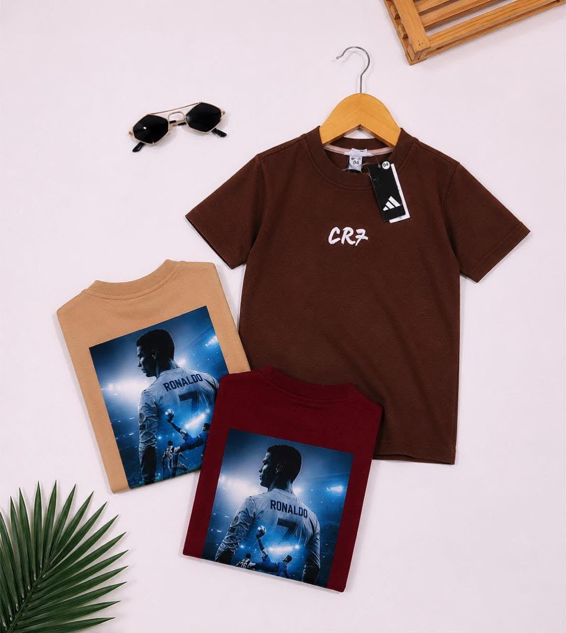 Camiseta suedine bordada na frente e estampada nas costas - CR7