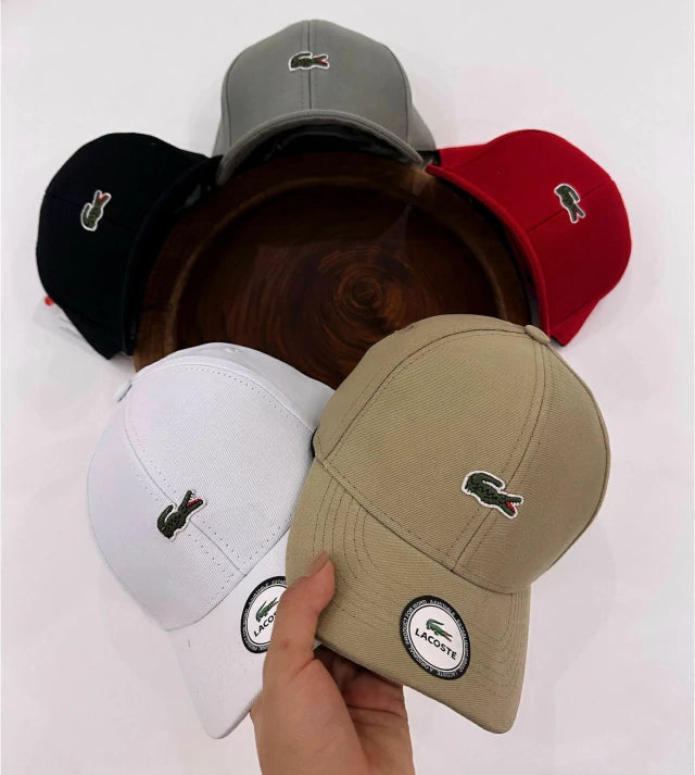 Boné infantil com bastante regulagem - Lacoste