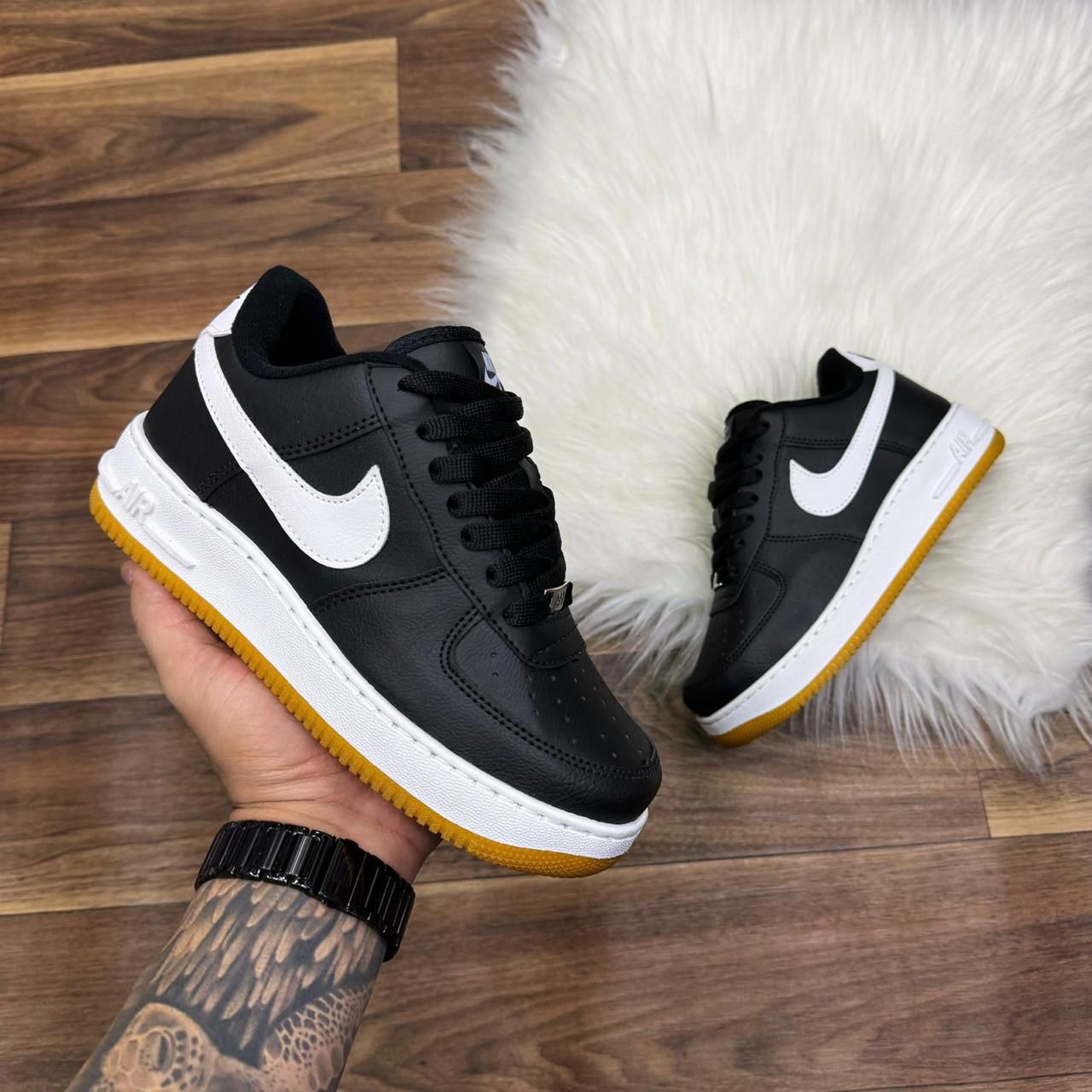 Tênis Nike preto adulto (34 e 35)