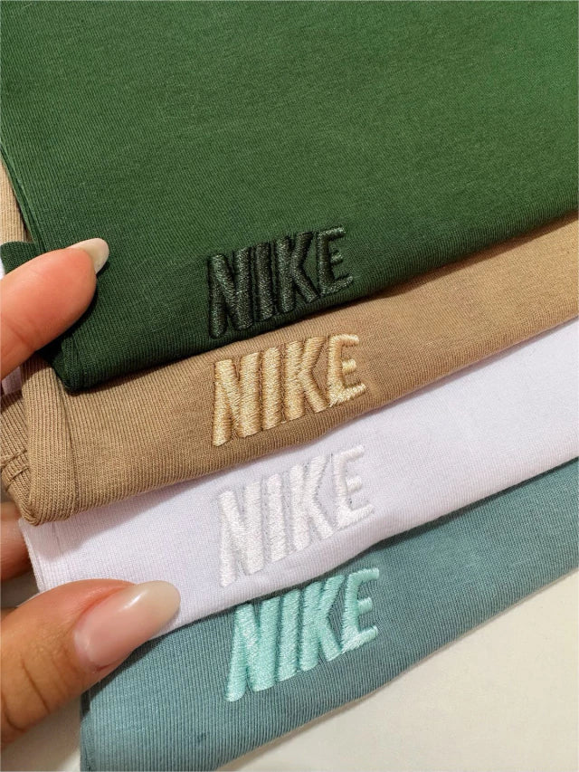 Camiseta algodão com elastano bordada - Nike