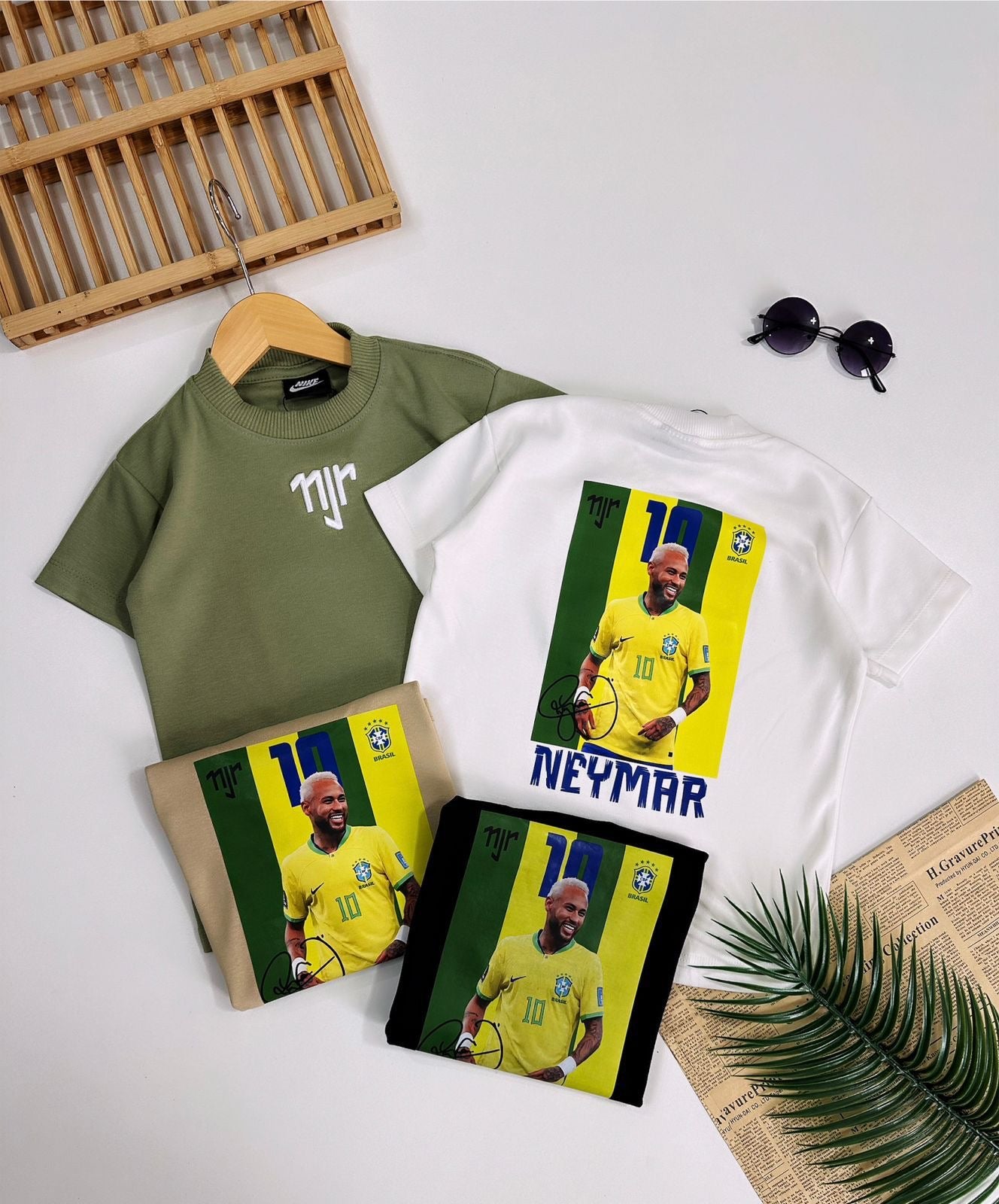 Camiseta suedine bordada na frente e estampada nas costas - Neymar