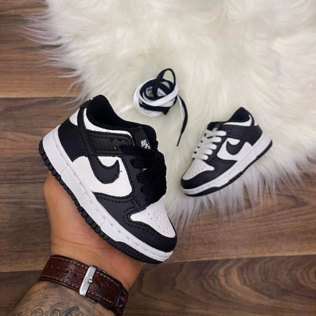 Tenis Nike Dunk - preto e branco (panda)