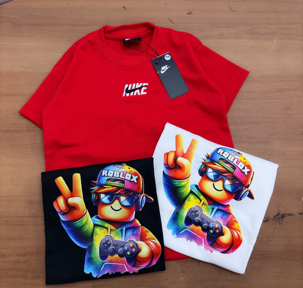 Camiseta suedine bordada na frente e estampada nas costas - Nike x Roblox