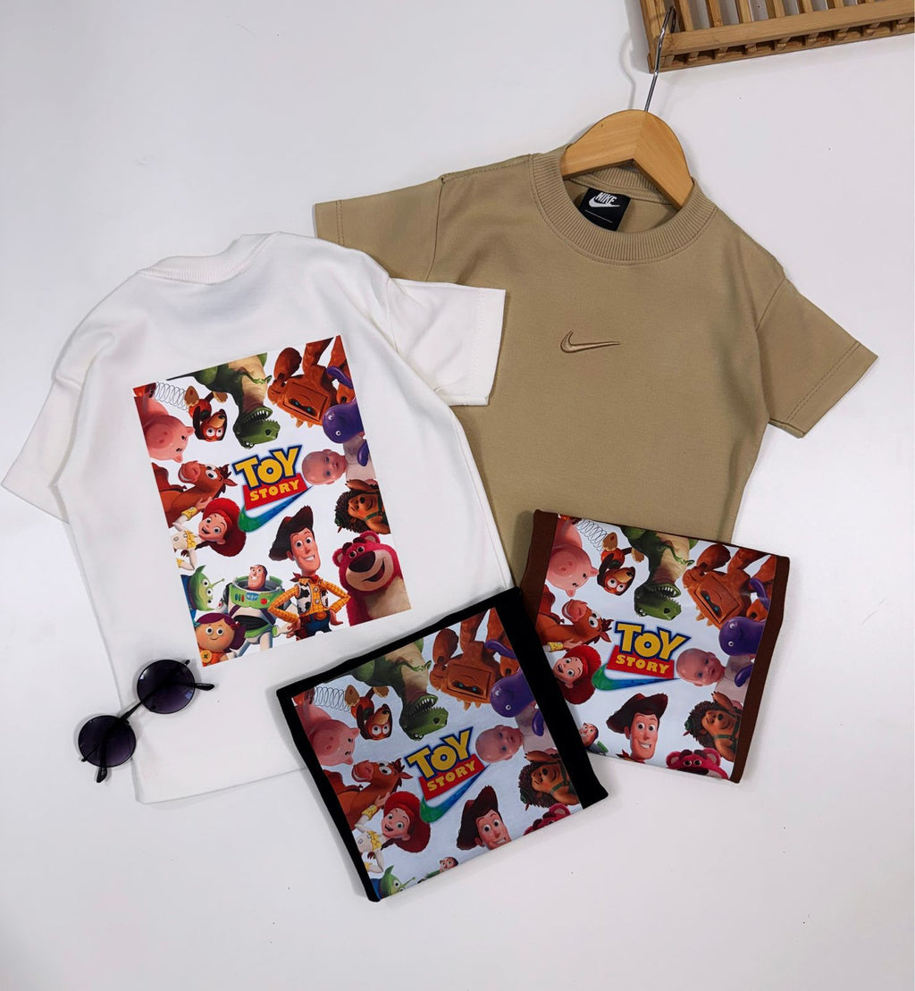 Camiseta suedine bordada na frente e estampada nas costas - Nike x Toy Story