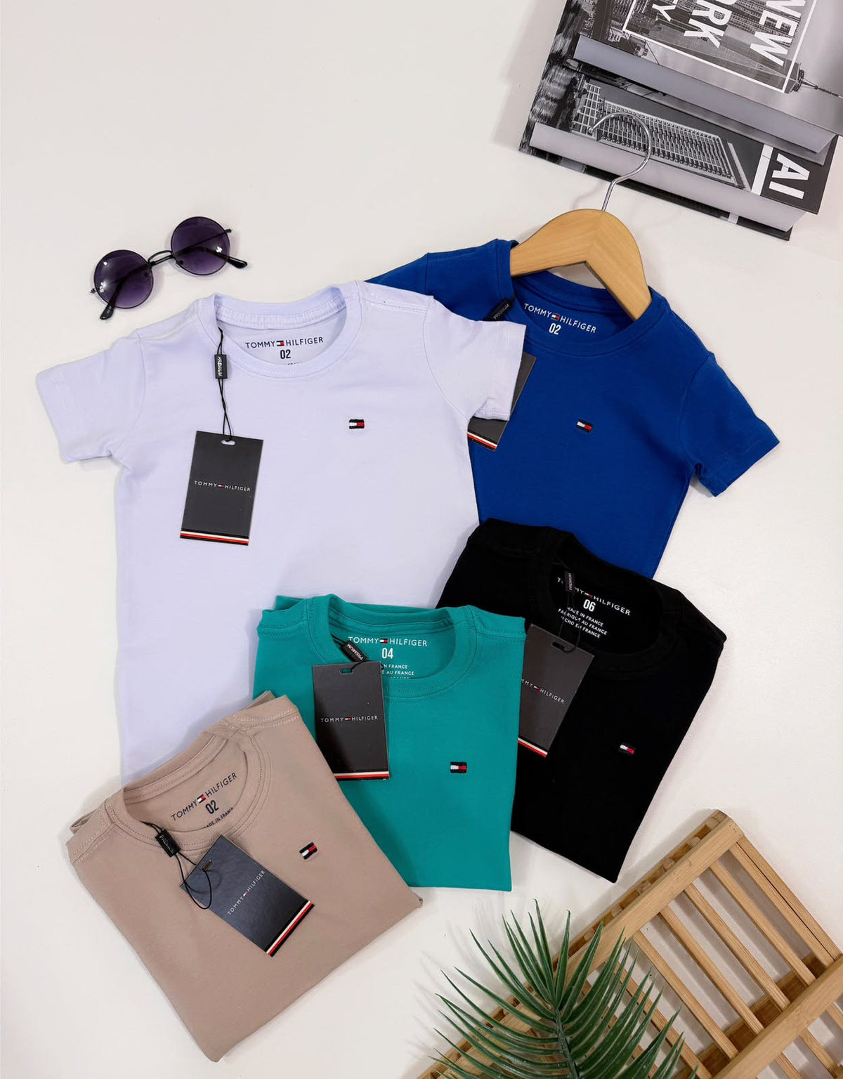 Camiseta algodão com elastano bordada - Tommy