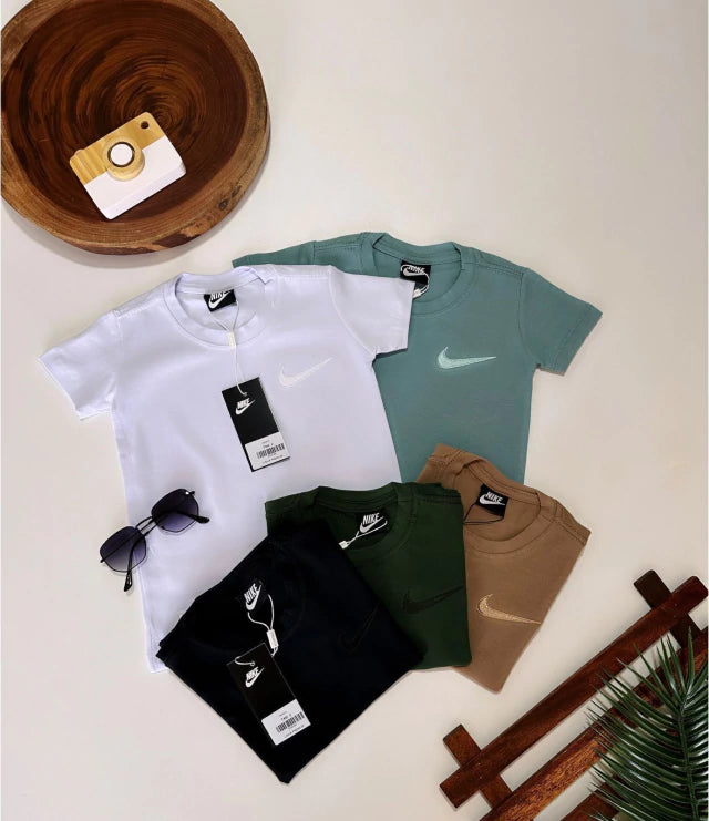 Camiseta algodão com elastano bordada - Nike