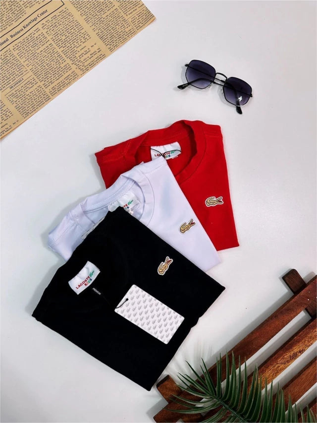 Camiseta algodão com elastano bordada - Lacoste (edição especial de Natal)