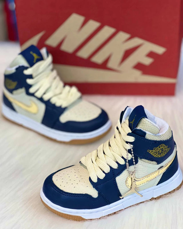 Botinha Nike jordan