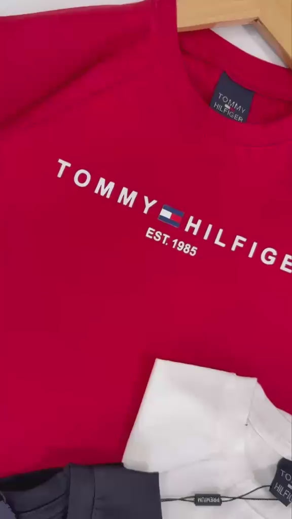 Camiseta manga curta bordada - Tommy Hilfiger