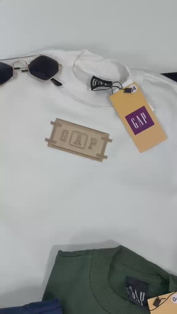 Camiseta manga curta bordada - GAP